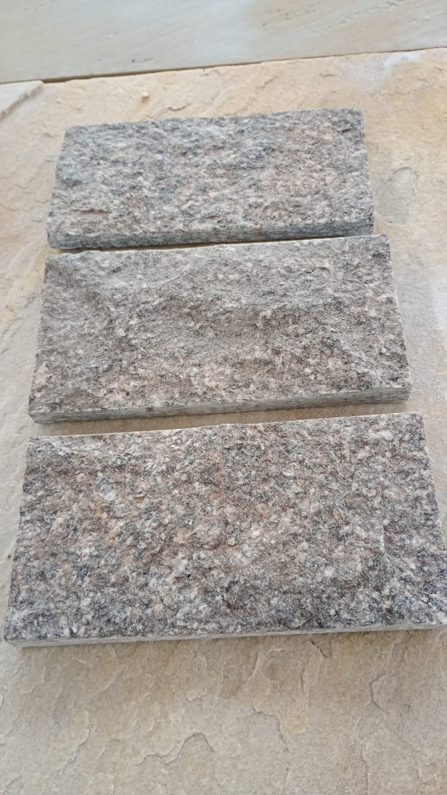 Pedra Miracema cinza